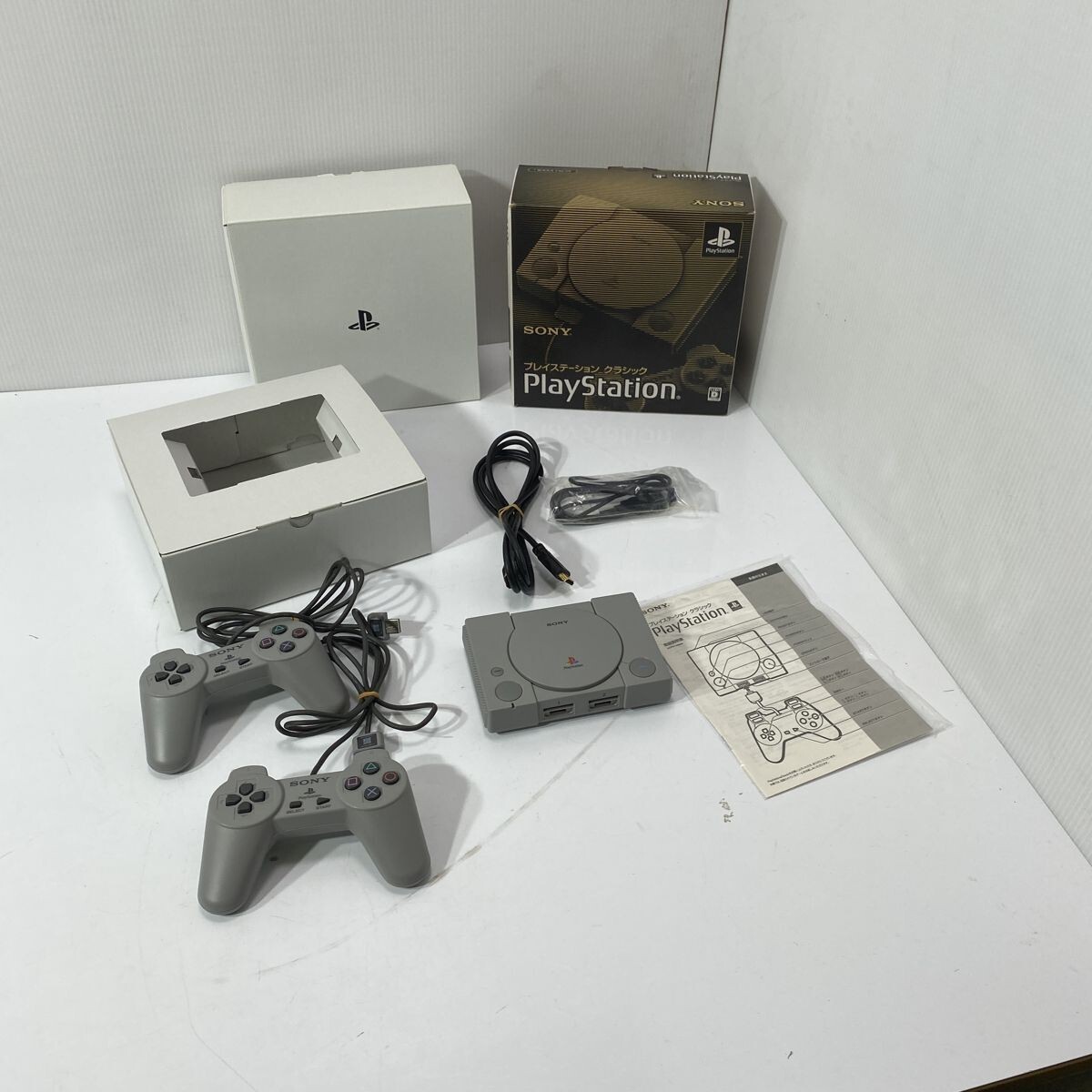 Yahoo!オークション -「プレイステーション クラシック ミニ」の落札